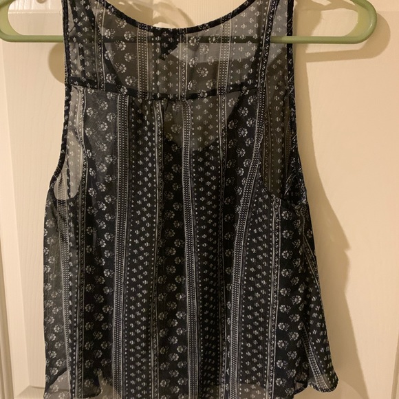 Forever 21 sheer tank - Picture 2 of 4